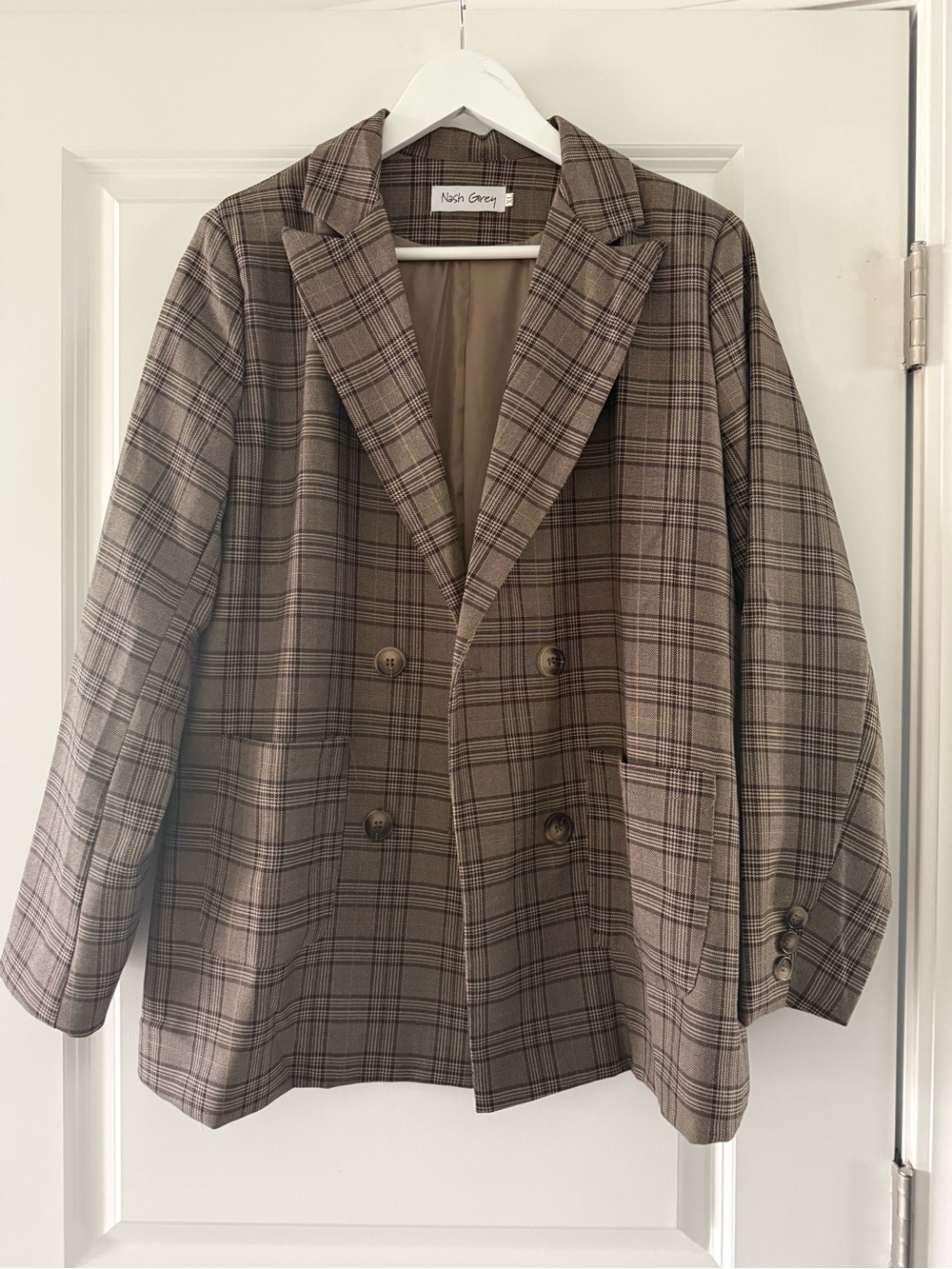 Oversized Double-Breasted Blazer in Brown